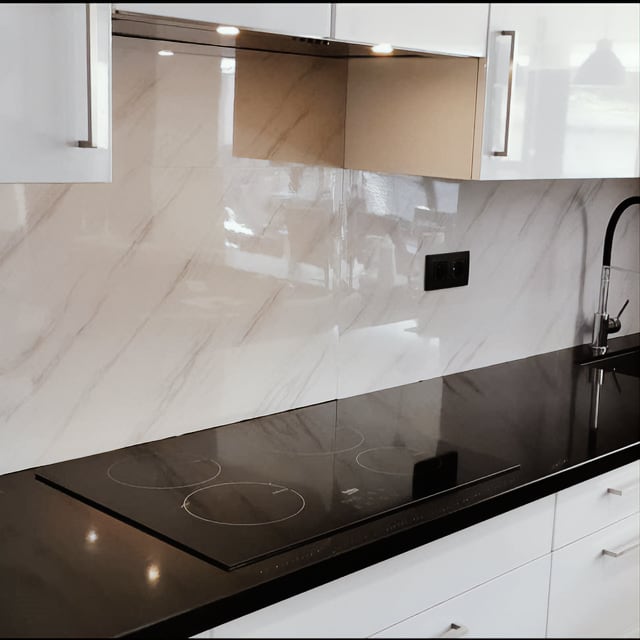 Ice Berg Grey Marble Look Wallpanels