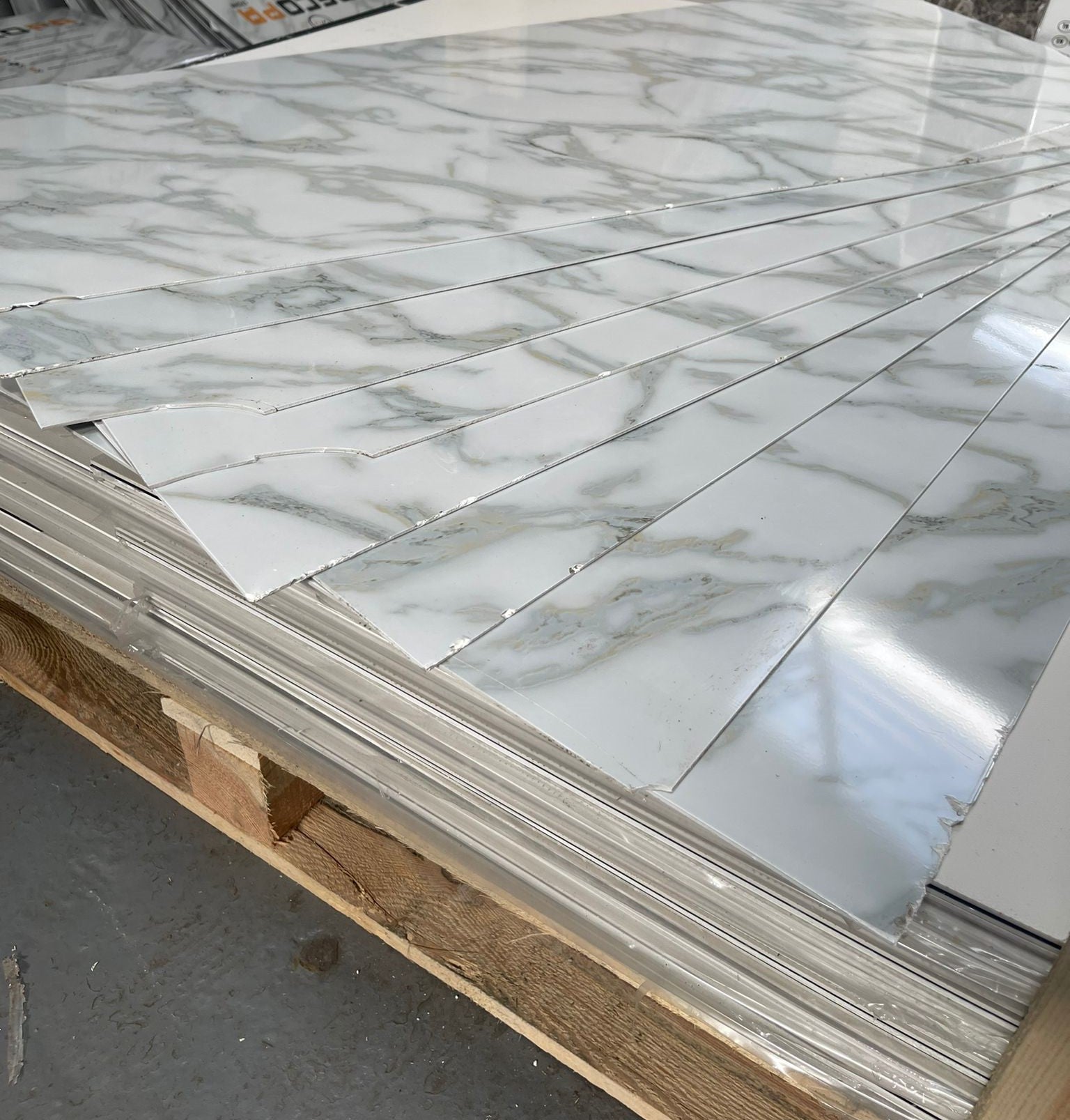 Outlet Calacada Marble Look Wallpanels (120x60cm)