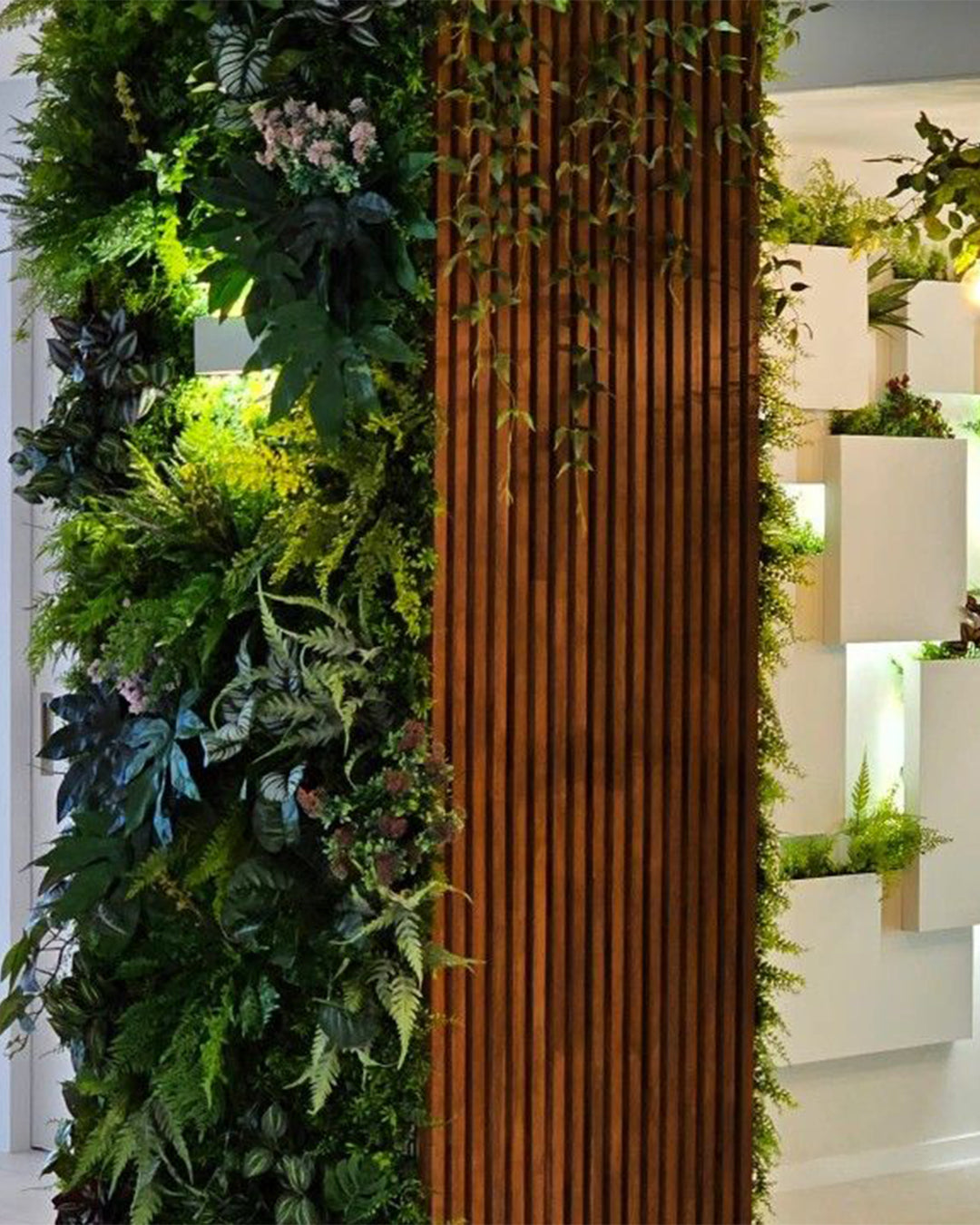 Grass Red Flower Decorative Artificial Grass For Wall Panels, Grass Plant 100*100CM